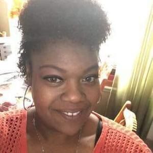 Meet your Posher, Simone